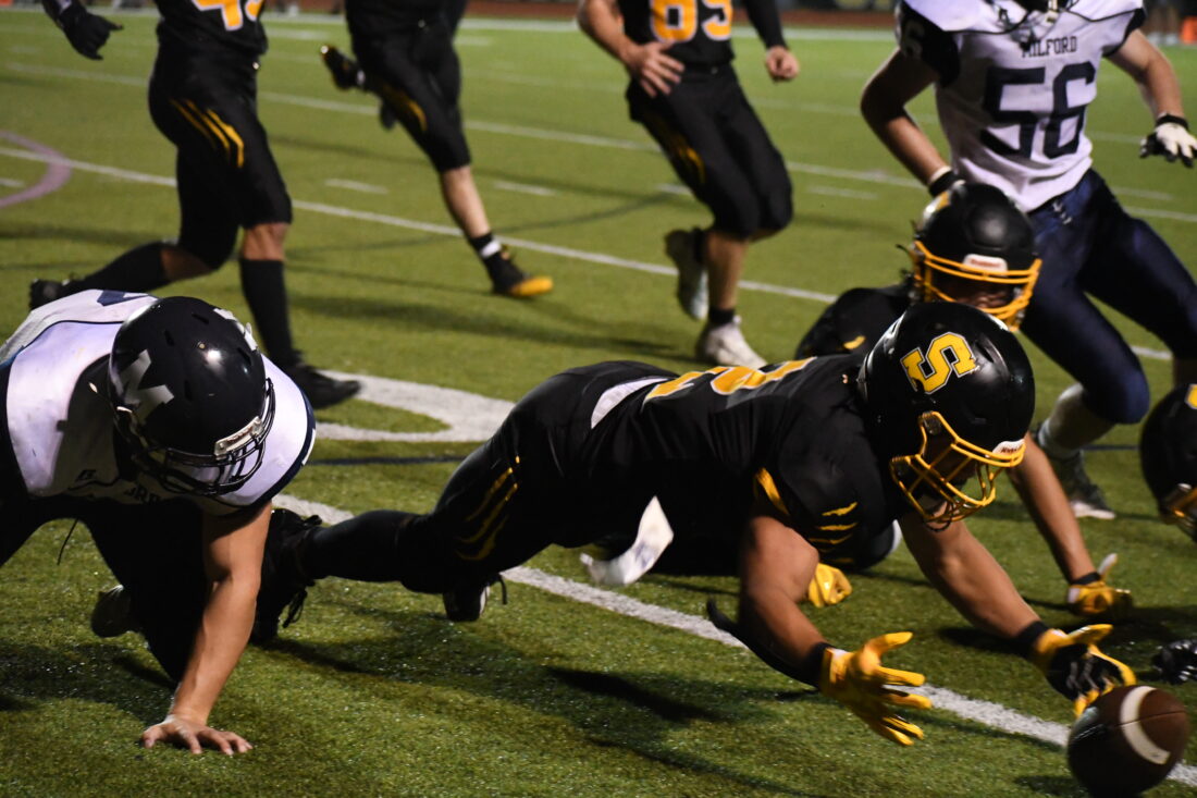 Playoff Notebook Sabers set to go fast on Gilford’s grass News